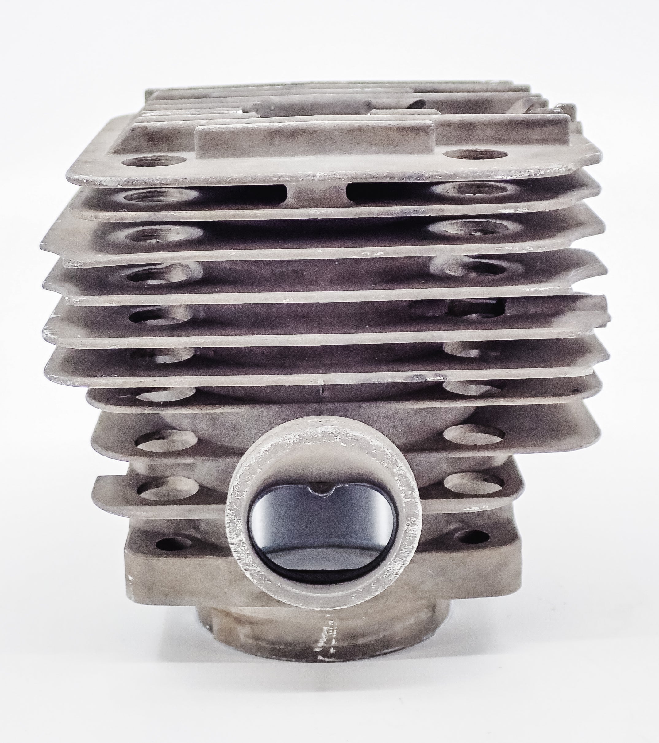 油彩『Echo』 GENUINE ECHO CYLINDER FITS CSG-7410 A130002360 - Saw Salvage