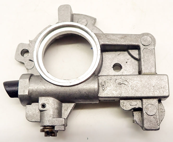 THE DUKE'S AUTOMATIC OILER OIL PUMP FITS 066 MS660  HOLZFFORMA G660 1122 640 3205