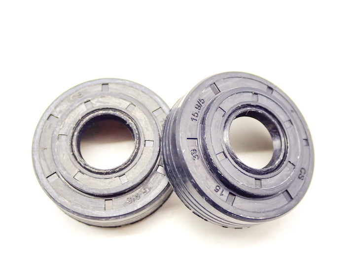 THE DUKE'S CRANKSHAFT OIL SEAL SET FITS HUSQVARNA 340 345 350