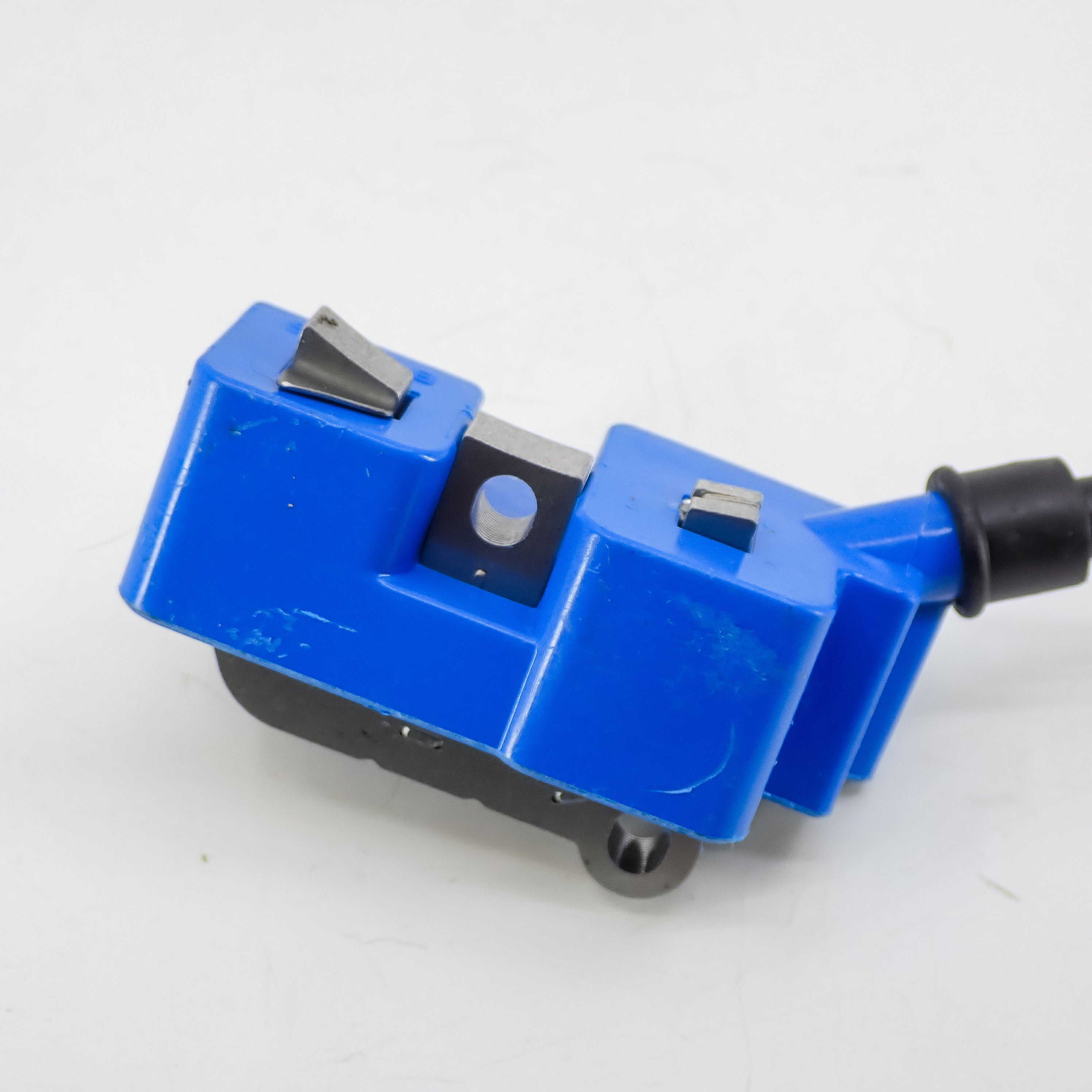 希少インターナショナルクラインブルー International Klein Blue - Wikipedia