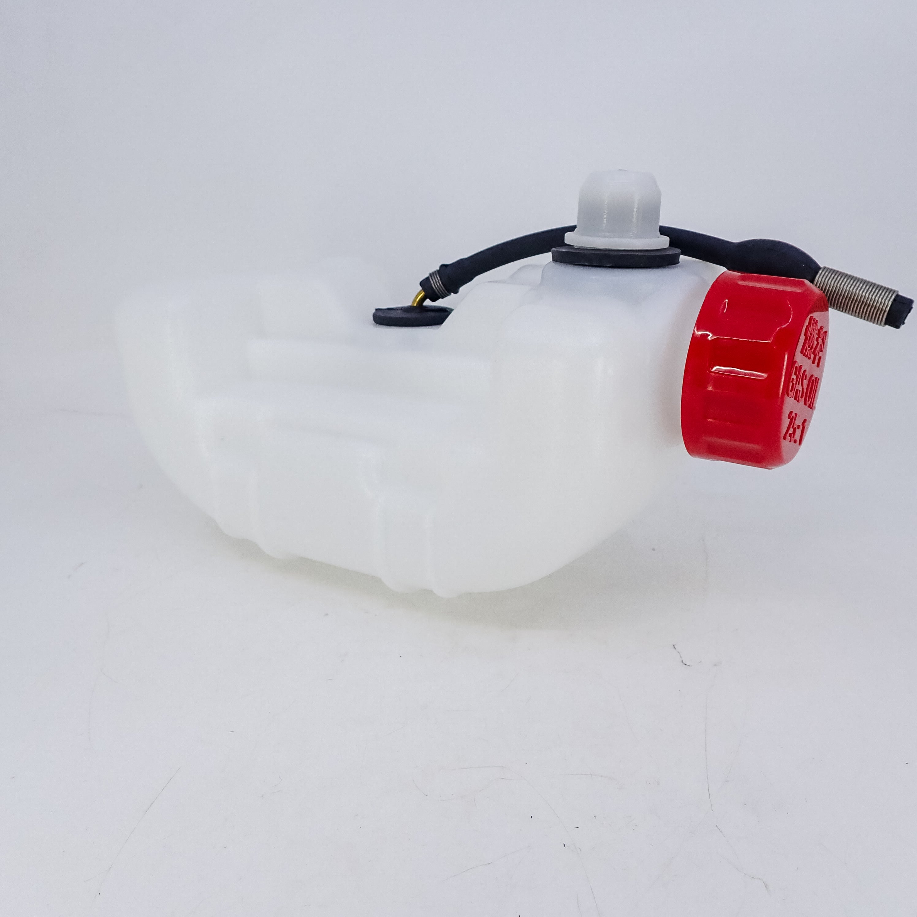 The shishikui スクエアタンク　ホワイト THE DUKE'S FUEL TANK FITS SHINDAIWA B45 - Saw Salvage