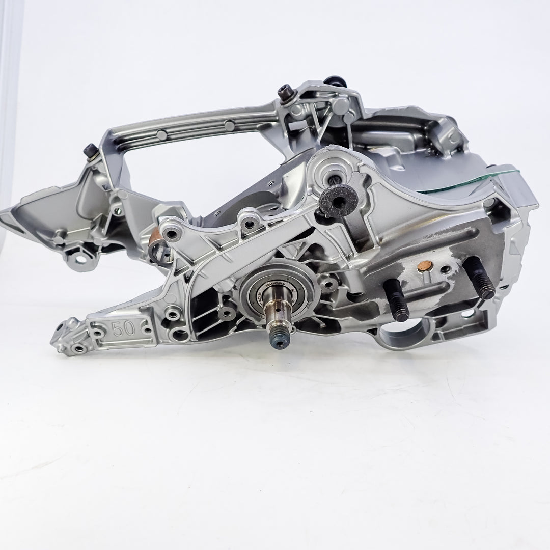 GENUINE HUSQVARNA SHORTBLOCK FITS 545 550XP 587614902