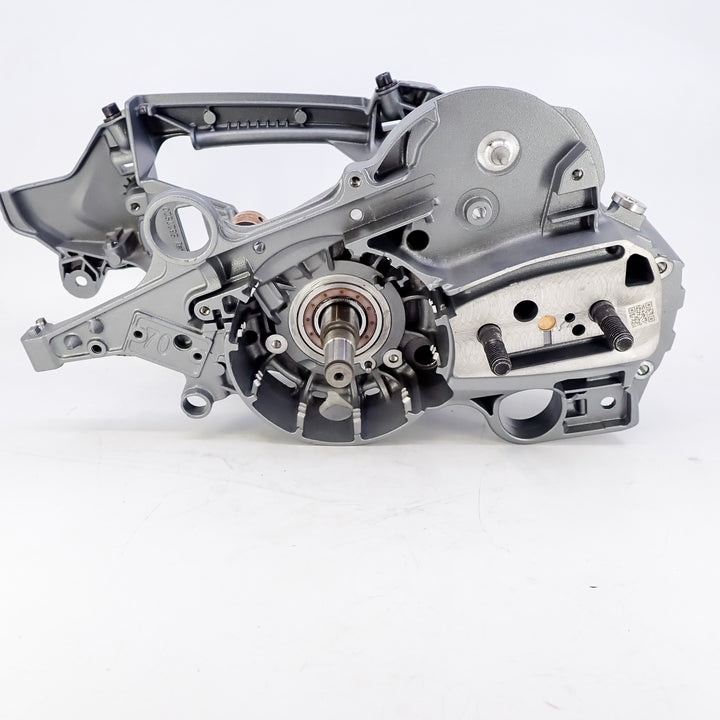 GENUINE OEM SHORTBLOCK ASSEMBLY FITS HUSQVARNA 572XP 582752008