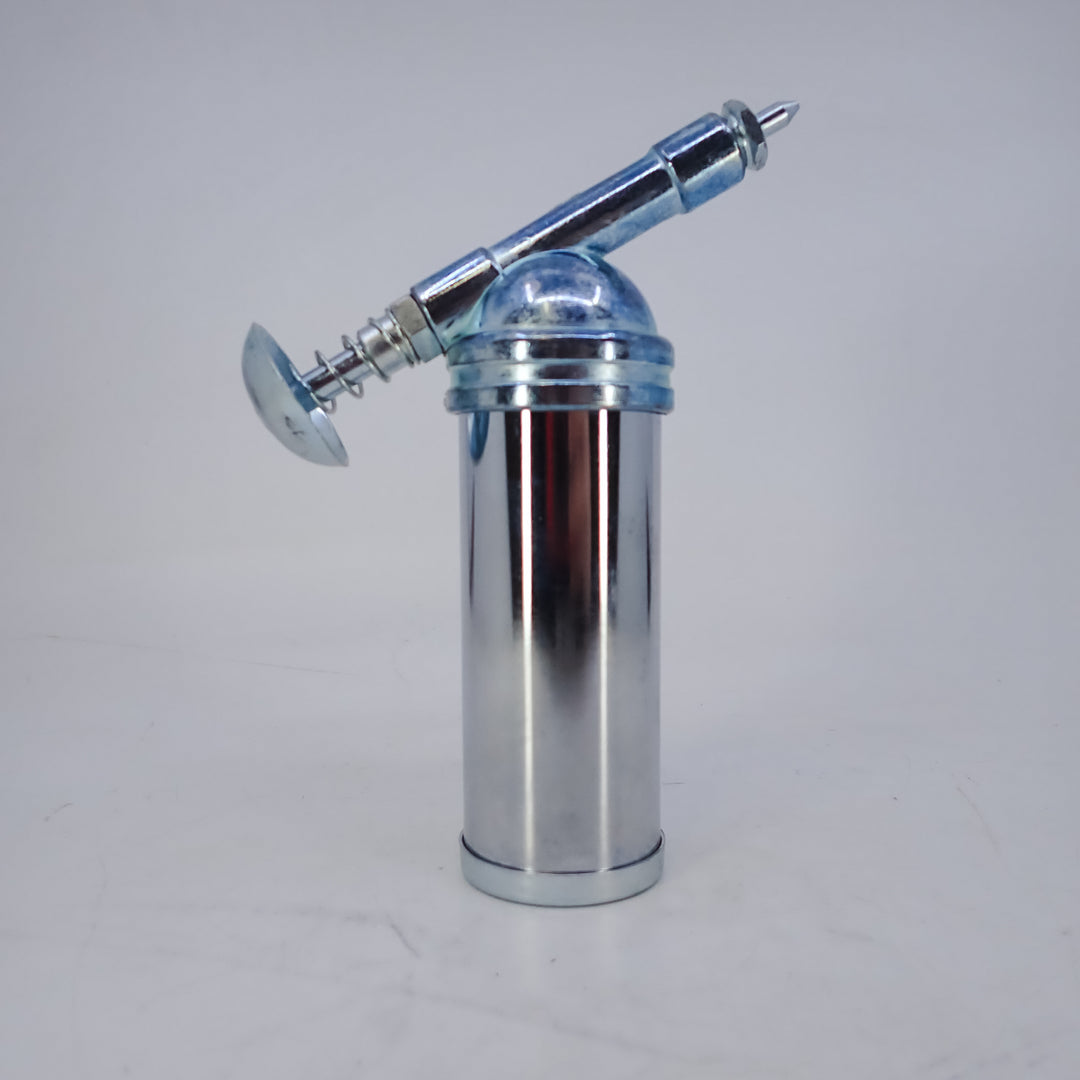 THE DUKE'S MINI CHAINSAW BAR GREASE GUN