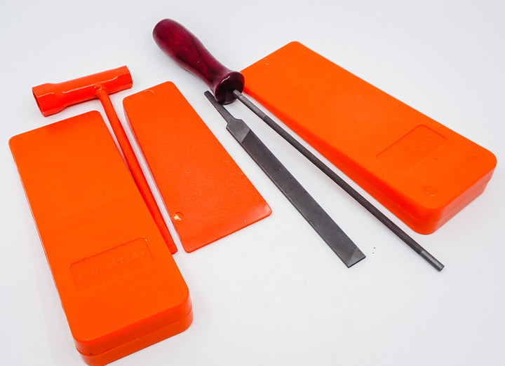 THE DUKE'S HANDMADE 6 PIECE LEATHER LOGGER'S WEDGE FILE TOOL POUCH WITH TOOLS!
