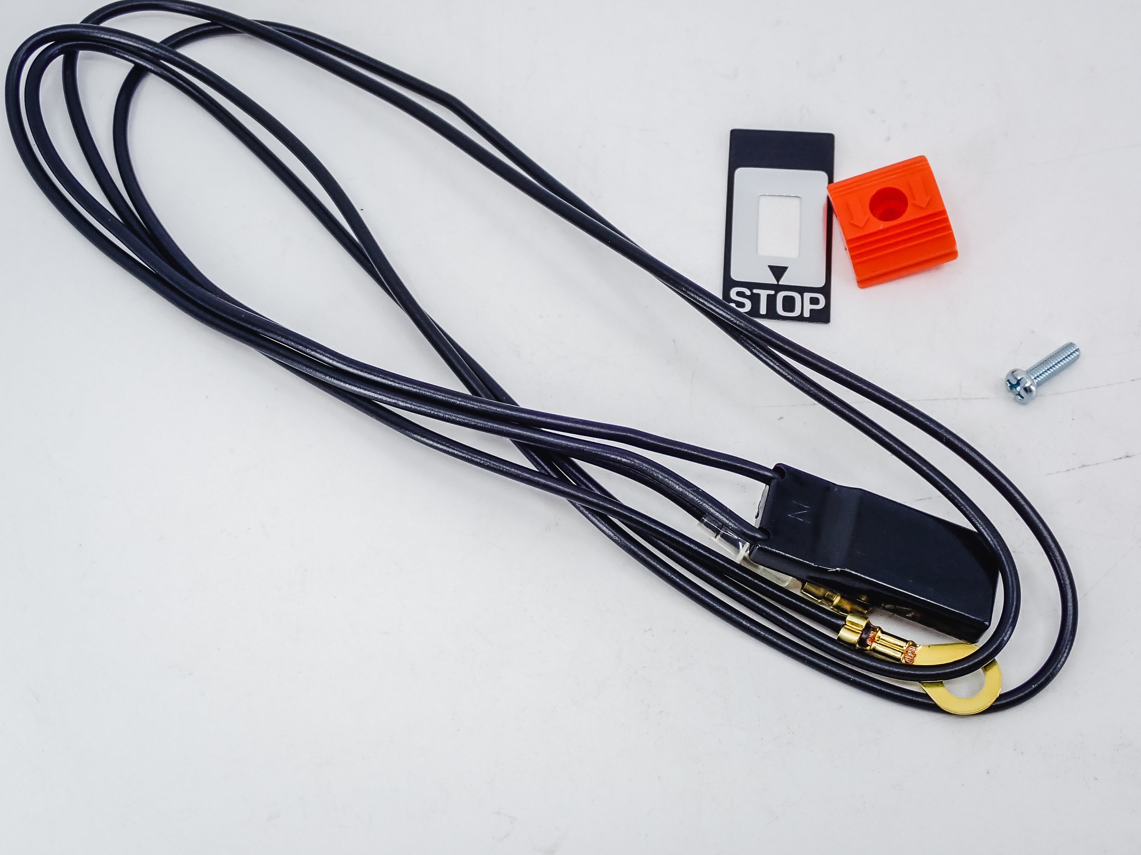 GENUINE ECHO ON OFF SWITCH FITS EA-410 A440000382 - Saw Salvage