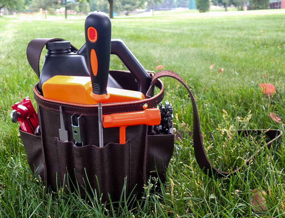 THE DUKE'S BROWN LEATHER CHAINSAW BAR OIL TOOL TOTE CARRY BAG MADE IN USA