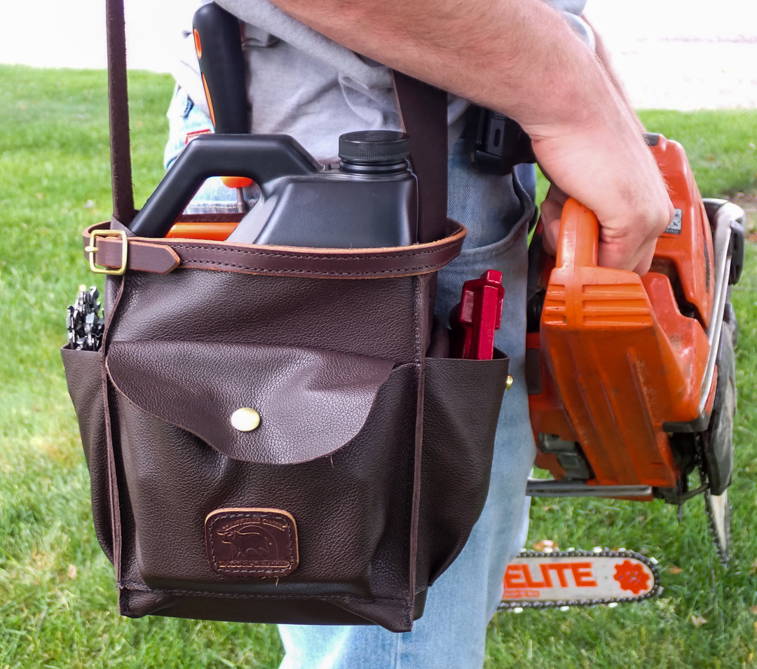 THE DUKE'S BROWN LEATHER CHAINSAW BAR OIL TOOL TOTE CARRY BAG MADE IN USA