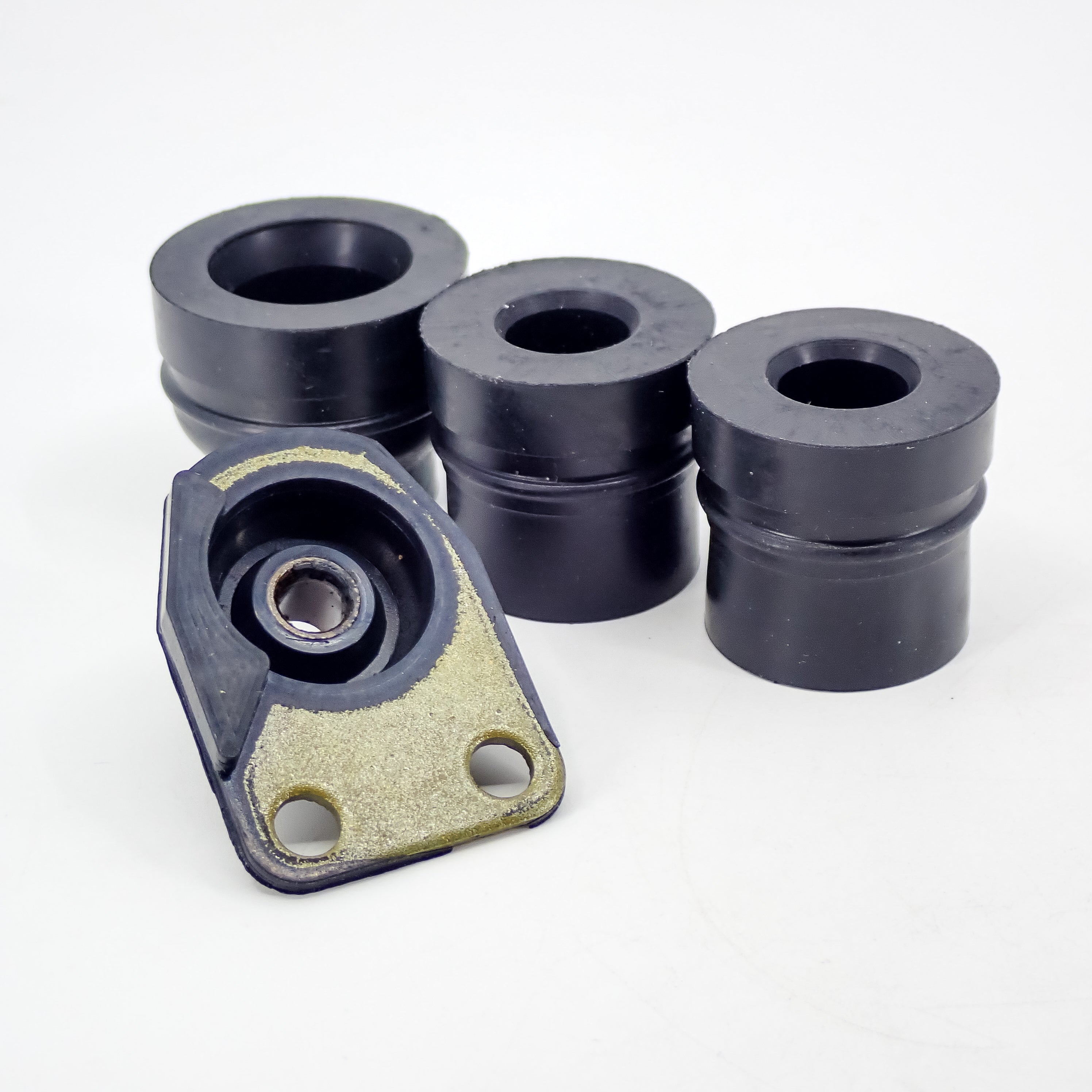 The Duke's Anti-Vibe Buffer Set For Stihl 038 & MS380 Chainsaws - Antivibration Mounts
