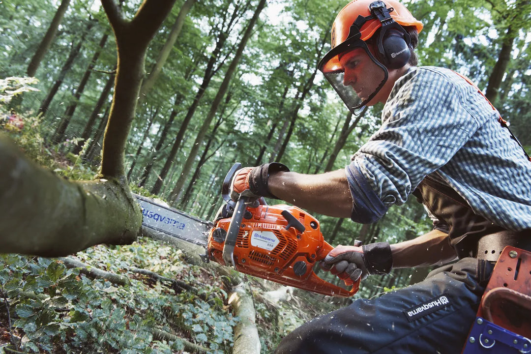 HUSQVARNA 555 CHAINSAW