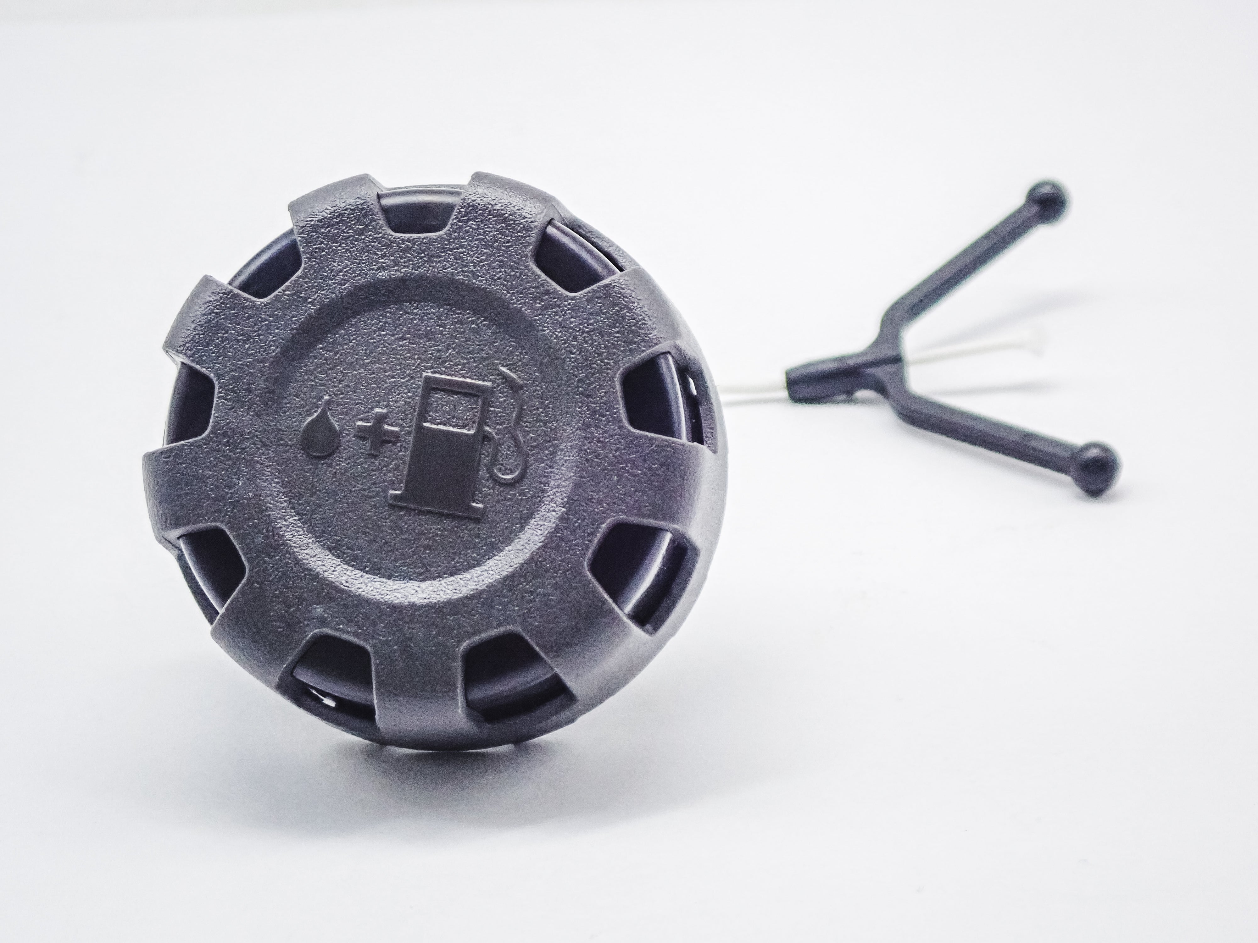 GENUINE FUEL CAP FITS HUSQVARNA 122HD45 122HD60 522HD60X + MORE