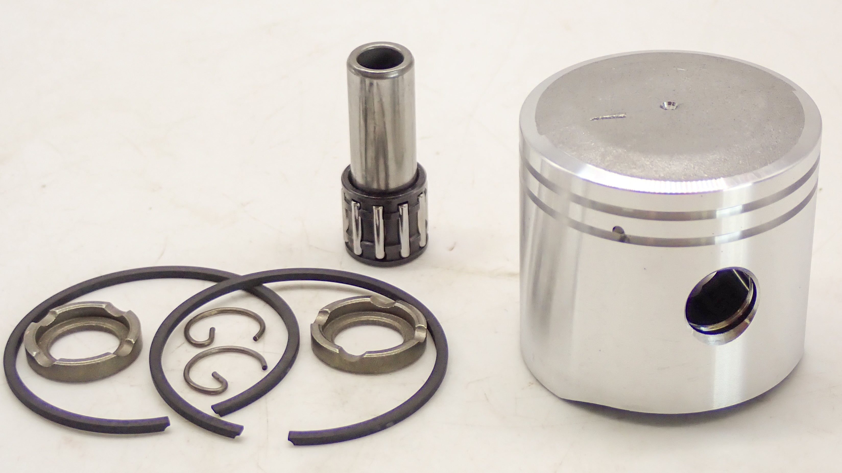 GENUINE ECHO SHINDAIWA PISTONS FITS SRM-3020 C302 T302