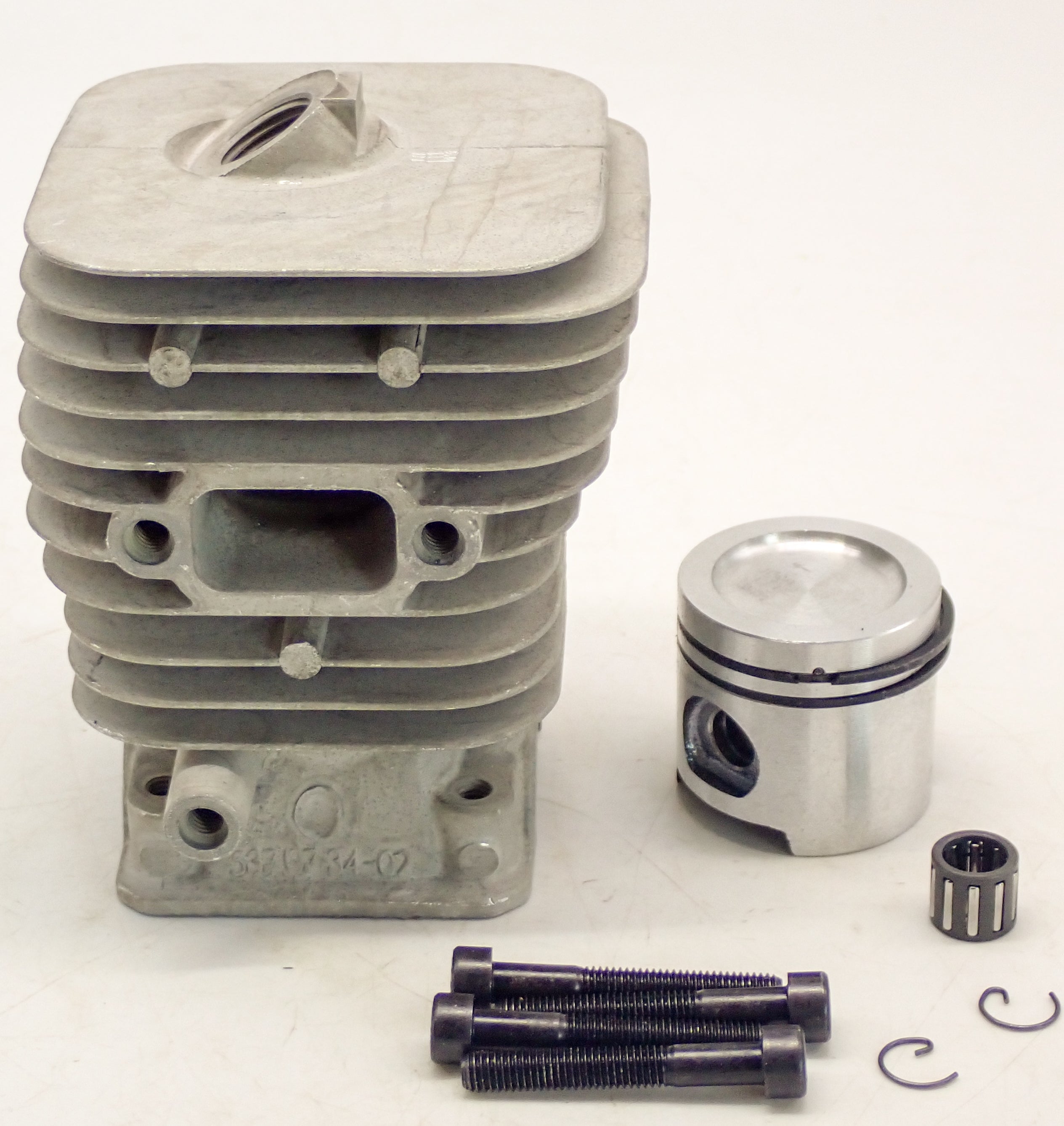 GENUINE CYLINDER KIT FITS HUSQVARNA 323 325 326 TRIMMERS GENUINE CYLINDER KIT FITS HUSQVARNA 323 325 326 TRIMMERS