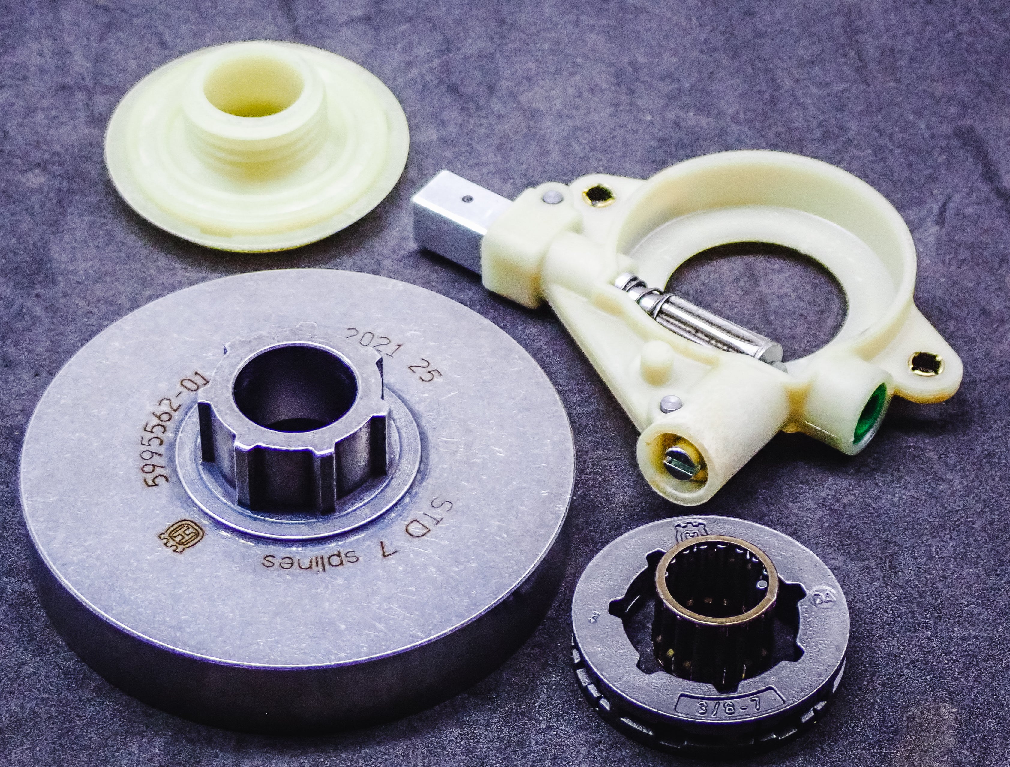 GENUINE 3/8 SPROCKET AND OIL PUMP KIT FITS HUSQVARNA 562XP