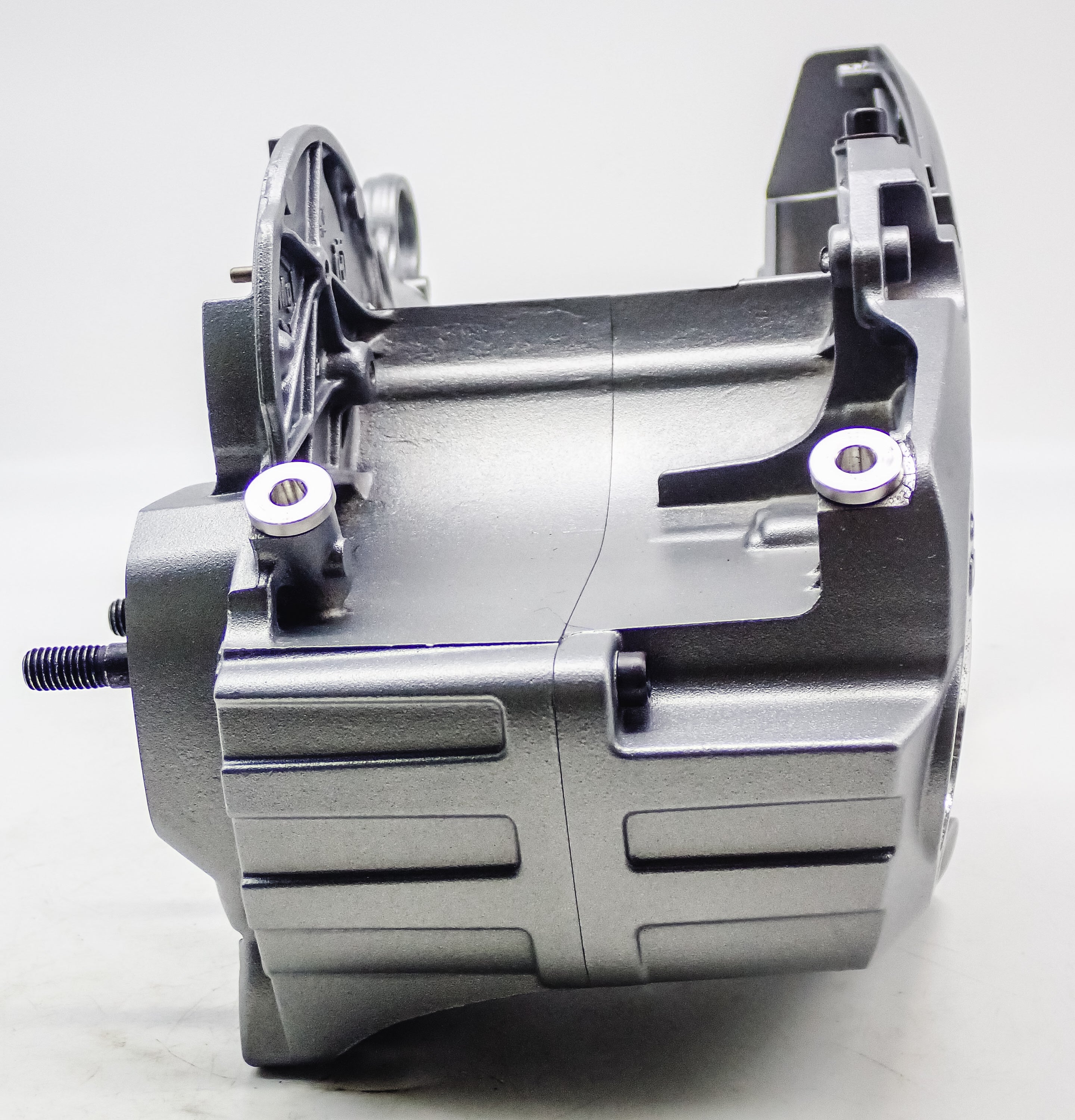 GENUINE CRANKCASE AND BEARINGS FITS HUSQVARNA 572XP 590195603