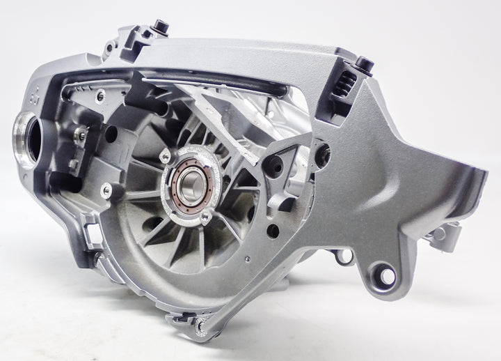 GENUINE CRANKCASE AND BEARINGS FITS HUSQVARNA 572XP 590195603
