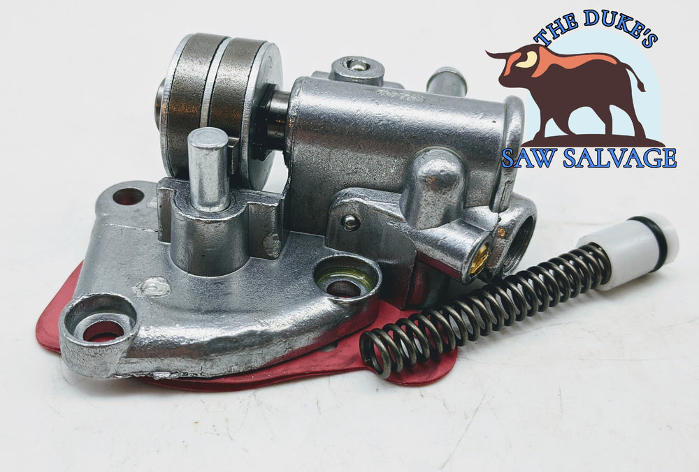 THE DUKE'S OIL PUMP FITS STIHL 070 090 1106 640 3202 - www.SawSalvage.co Traverse Creek Inc.